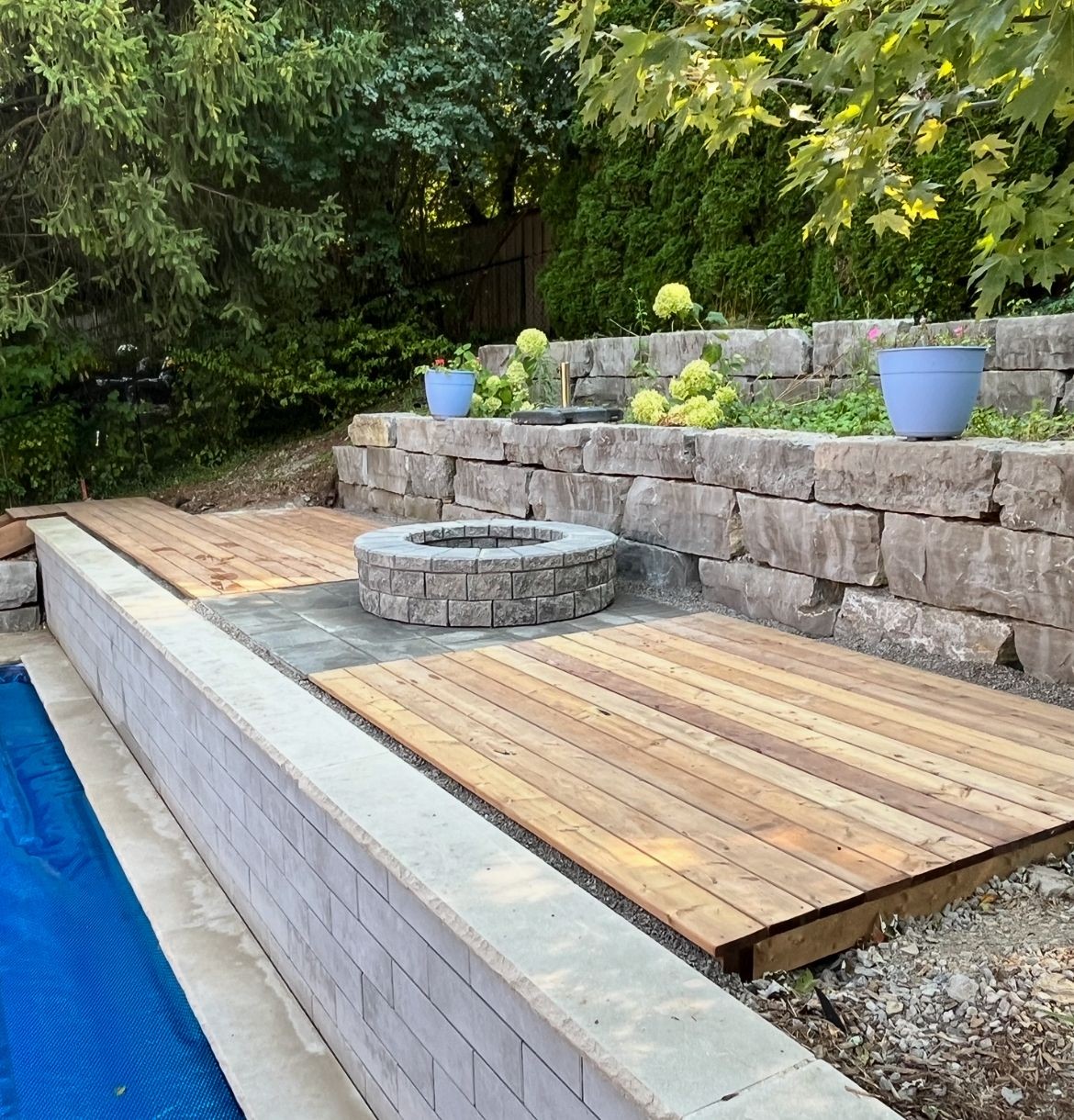 Custom Deck's & Fire Pit's