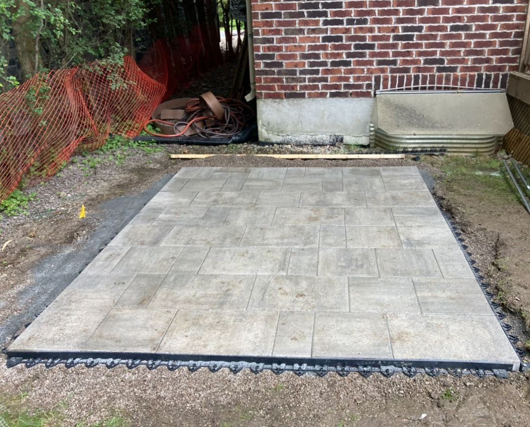 Interlocking & Patios